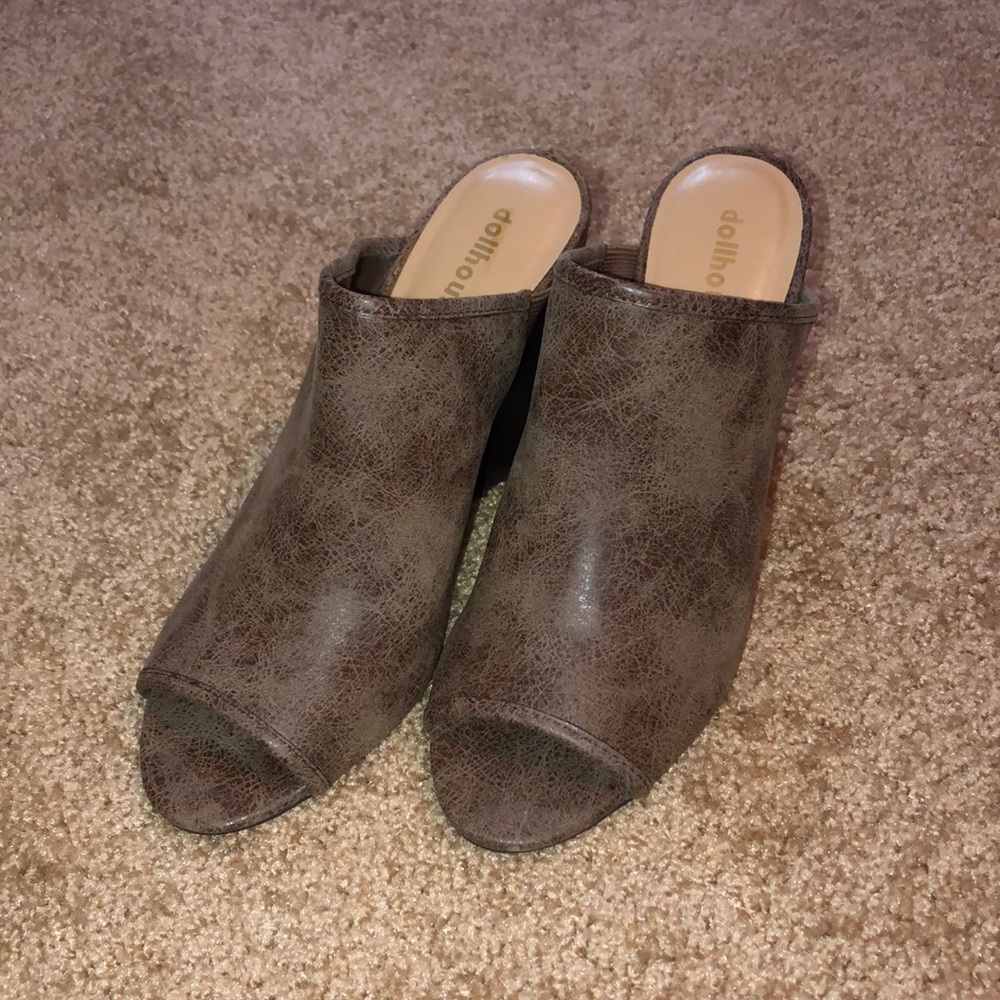 Brown heels